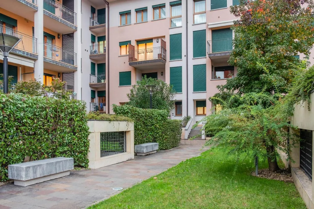 Residence Valdonega Modern Studio Verona Italy