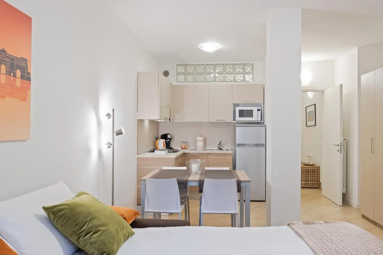 Apartment Residence Valdonega Modern Studio Verona